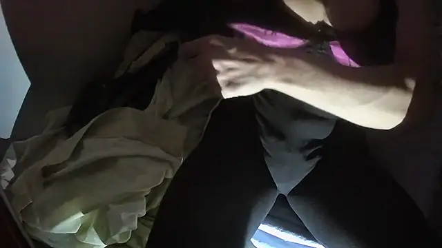 MartaMoon96 online show from October 4, 2025, 9:33 am