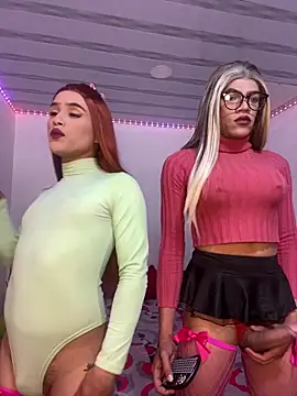 big girl21cm online show from November 7, 2025, 1:10 am