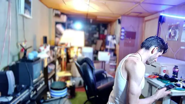 savageconfidence online show from October 6, 2025, 3:40 am