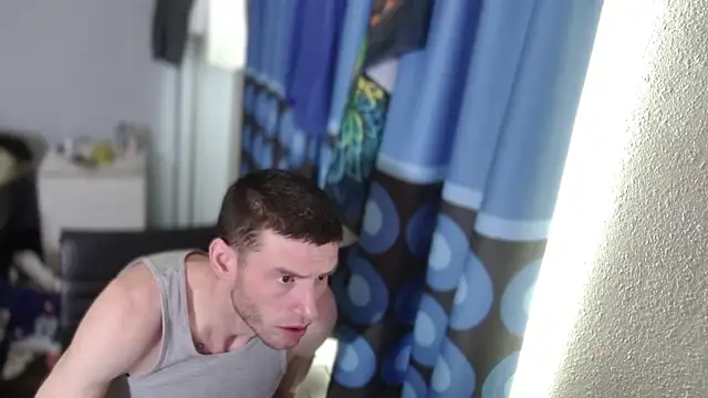 Snapshot of savageconfidence chatting on March 3, 2026, 9:55 pm savageconfidence online show from March 3, 2026, 9:55 pm