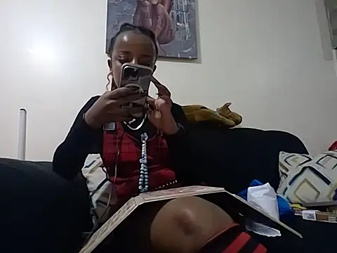 hoely grail01 online show from January 16, 2026, 7:18 pm