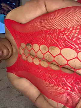 Missredboneo12 online show from October 24, 2025, 3:11 pm