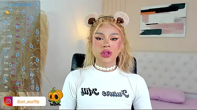 LOISE-XX online show from October 9, 2025, 7:09 am