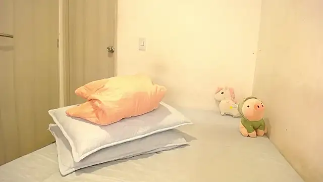 Megan mancini online show from March 20, 2025, 5:04 pm