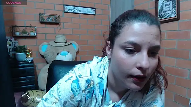 alexia 87 online show from October 16, 2025, 10:51 pm