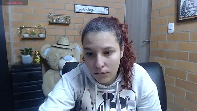 alexia 87 online show from September 21, 2025, 12:38 am