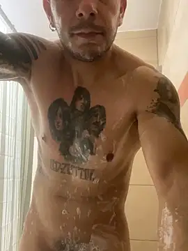 Molly1993rrrrrrrf online show from February 18, 2026, 11:34 pm