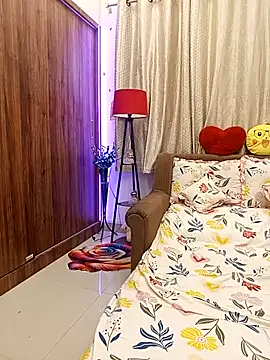 Divya girl online show from June 16, 2026, 11:43 am