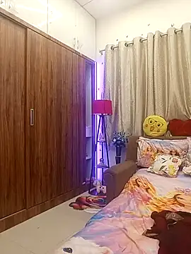Divya girl online show from July 14, 2026, 4:46 pm
