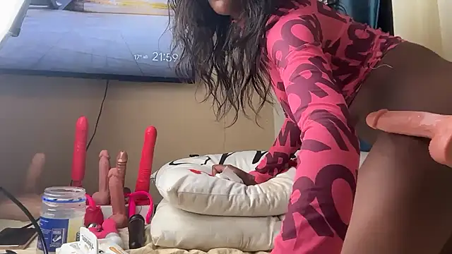 SexyAudreyFuck online show from May 6, 2026, 5:00 am