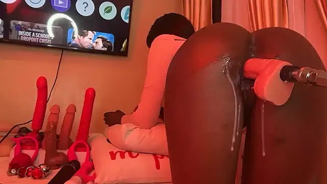 SexyAudreyFuck online show from June 12, 2026, 9:12 pm