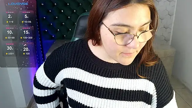 Snapshot of conniejames_m chatting on July 2, 2026, 11:05 am conniejames m online show from July 2, 2026, 11:05 am