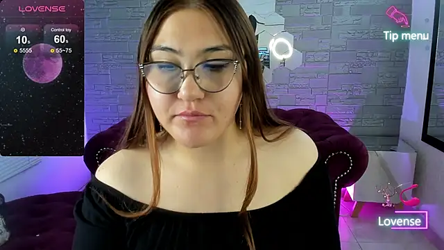 conniejames m online show from December 15, 2025, 12:55 pm