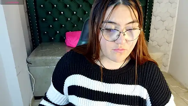 Snapshot of conniejames_m chatting on July 28, 2026, 6:20 pm conniejames m online show from July 28, 2026, 6:20 pm