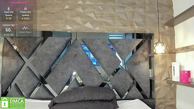 Venus velez  online show from March 11, 2026, 11:59 am