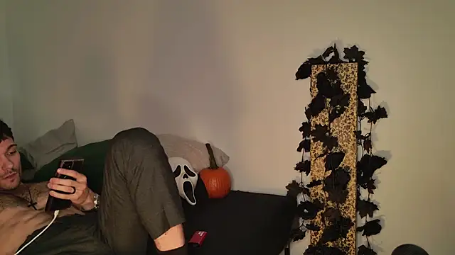 JackDesFeux online show from October 15, 2025, 9:39 am