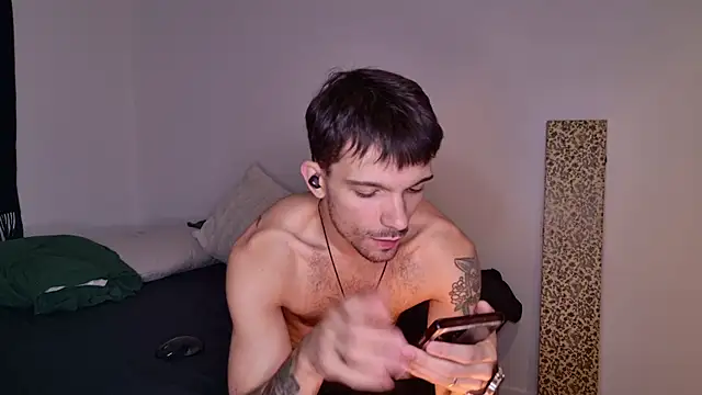 JackDesFeux online show from September 13, 2025, 8:25 am