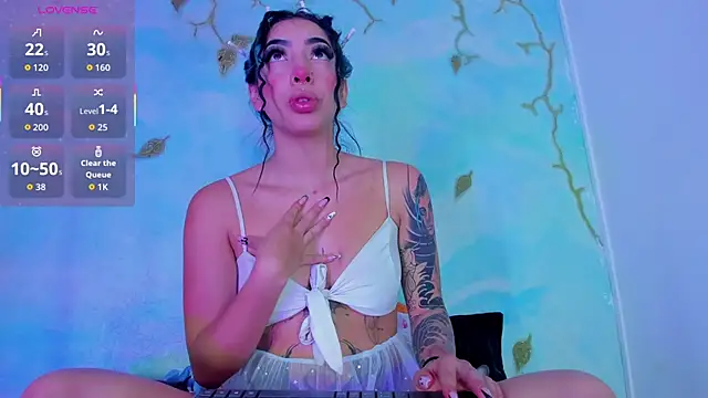 SaturnooStonee online show from October 24, 2025, 6:34 am