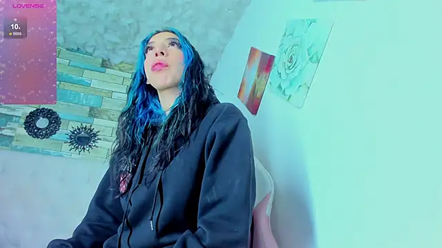 SaturnooStonee online show from October 6, 2025, 3:40 am