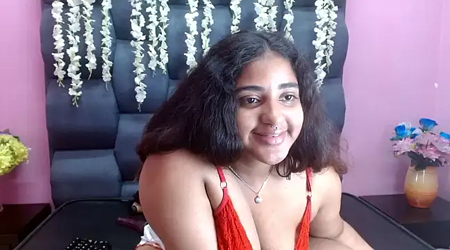 Sofia Hernandez  online show from March 1, 2025, 5:31 am