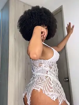 Snapshot of kendall_coxx chatting on November 15, 2025, 6:28 am kendall coxx online show from November 15, 2025, 6:28 am