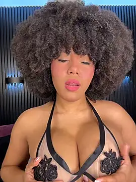 Snapshot of kendall_coxx chatting on March 4, 2026, 8:11 am kendall coxx online show from March 4, 2026, 8:11 am