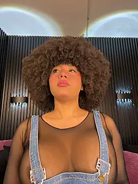 Snapshot of kendall_coxx chatting on March 15, 2026, 5:36 am kendall coxx online show from March 15, 2026, 5:36 am