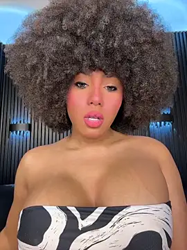 Snapshot of kendall_coxx chatting on June 6, 2026, 5:01 am kendall coxx online show from June 6, 2026, 5:01 am