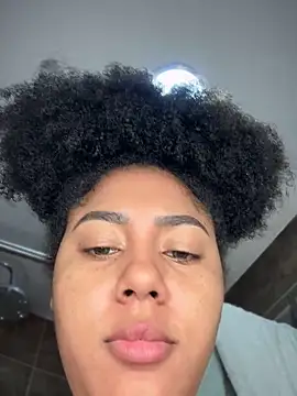 Snapshot of kendall_coxx chatting on November 9, 2025, 7:01 am kendall coxx online show from November 9, 2025, 7:01 am