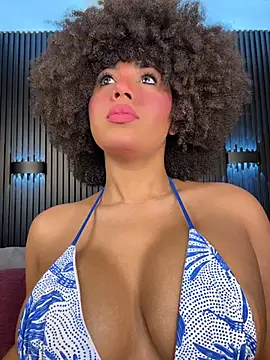 Snapshot of kendall_coxx chatting on May 20, 2026, 3:58 am kendall coxx online show from May 20, 2026, 3:58 am