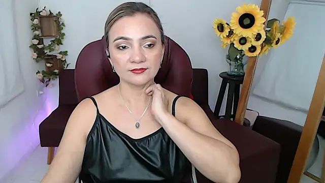 ana milf online show from June 27, 2026, 3:18 pm
