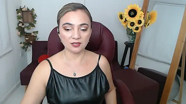 Snapshot of ana_milf chatting on June 16, 2026, 2:28 pm ana milf online show from June 16, 2026, 2:28 pm