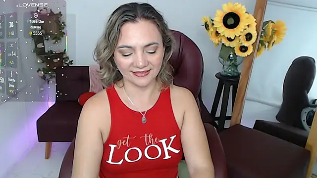 ana milf online show from July 28, 2026, 3:21 pm