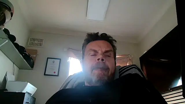 toptugger online show from February 14, 2025, 3:05 pm