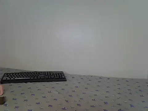 laetitia  online show from June 20, 2026, 8:52 am