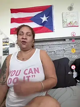 Snapshot of ladycreamypr2 chatting on June 19, 2026, 5:52 pm ladycreamypr2 online show from June 19, 2026, 5:52 pm