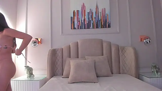 aria greco online show from March 18, 2025, 3:45 am