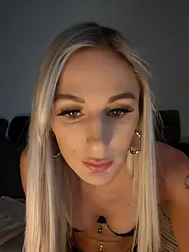 Liana Lou online show from December 14, 2024, 12:55 pm