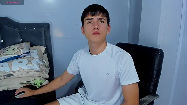 Jacobb Lee online show from December 2, 2025, 8:43 pm