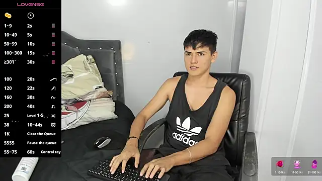 Jacobb Lee online show from March 4, 2025, 8:27 pm