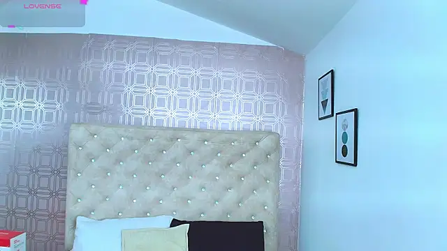 Sara Desire online show from March 7, 2025, 12:23 pm