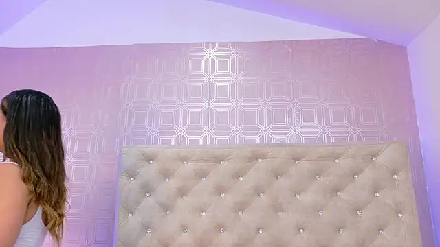 Sara Desire online show from October 1, 2025, 4:55 pm