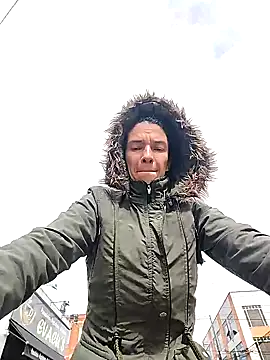 rebekka simpson online show from November 24, 2025, 1:22 pm