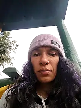 rebekka simpson online show from June 17, 2026, 8:52 pm