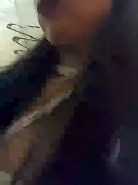 Snapshot of Bigyummmzul chatting on December 22, 2024, 1:45 am Bigyummmzul online show from December 22, 2024, 1:45 am