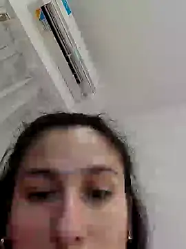 Snapshot of Bigyummmzul chatting on February 8, 2025, 12:38 am Bigyummmzul online show from February 8, 2025, 12:38 am