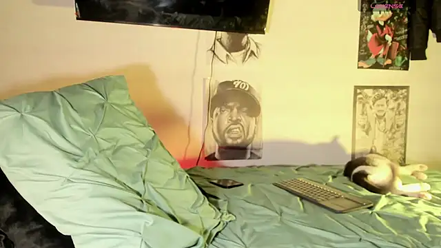 Teo skinny online show from December 3, 2025, 9:25 pm