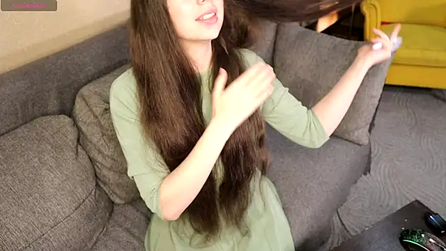 Kete Moon online show from November 21, 2025, 10:53 pm