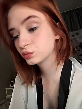 BridgetDay online show from November 1, 2025, 3:13 am