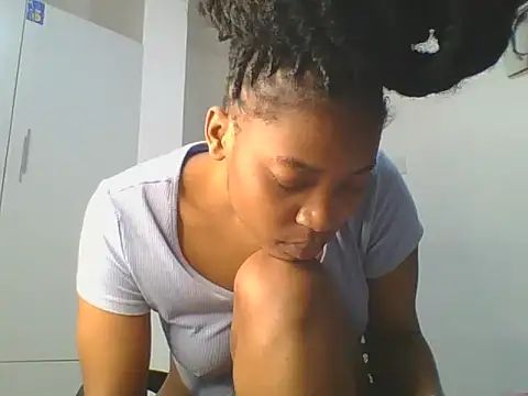 Snapshot of _Becky002 chatting on August 5, 2026, 11:04 am Becky002 online show from August 5, 2026, 11:04 am